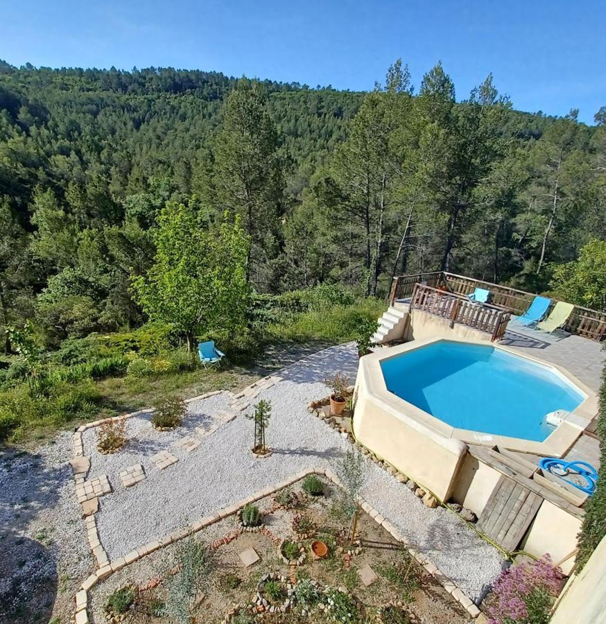 Une Chambre En Provence Correns Екстериор снимка